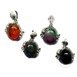 pendentif en argent massif avec pierre